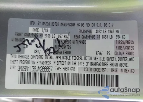 2018 Mazda Mazda3 Touring из США, поврежденный, VIN 3MZBN1L38JM266657